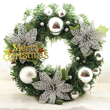 Classic Christmas Wreath Classic Christmas Wreath