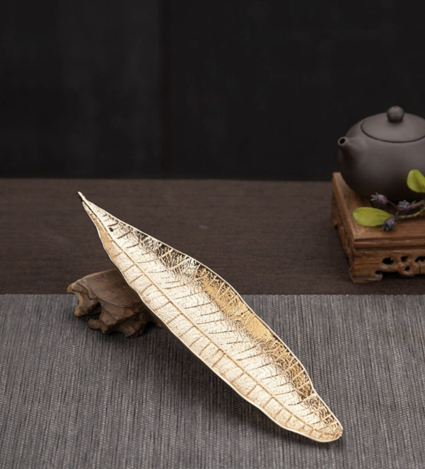Bodhi leaf incense holder